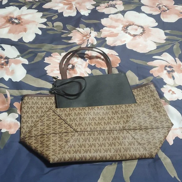 Michael Kors Signature Brown Tote - Picture 3 of 3